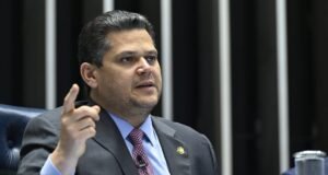 Oposição usa comissões do Senado para investigar Banco Master e pressionar Dias Toffoli