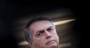 Bolsonaro elogia decisão de Nikolas Ferreira de não disputar o governo de Minas em 2026