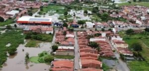 Inmet alerta para chuvas intensas no Norte e Nordeste com risco de alagamentos e deslizamentos até domingo