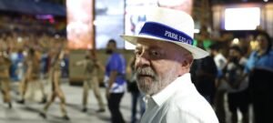Juristas divergem sobre possibilidade de Lula disputar um quarto mandato em 2026