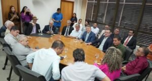 Prefeitos de 11 cidades do Tocantins pedem flexibilidade do TCE-TO diante da crise fiscal