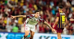 Pedro marca quatro vezes e Flamengo goleia Madureira para garantir vaga na final do Carioca