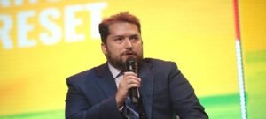 Bolsonaro pede autorização para receber assessor de Trump fora dos dias de visita na Papuda