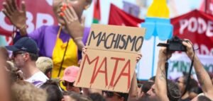 PF investiga vídeos do TikTok que encenam agressões contra mulheres após rejeição amorosa