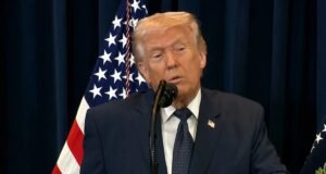 Trump diz que Irã está “totalmente derrotado” e quer acordo que ele não aceitaria