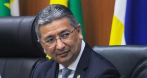 Edilson Damião toma posse como governador de Roraima após renúncia de Denarium