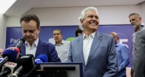 Discurso de lançamento de Caiado pelo PSD marca distanciamento de Flávio Bolsonaro e sinaliza agenda moderada