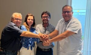 Deputados Moisemar Marinho e Eduardo do Dertins trocam de partido no Tocantins