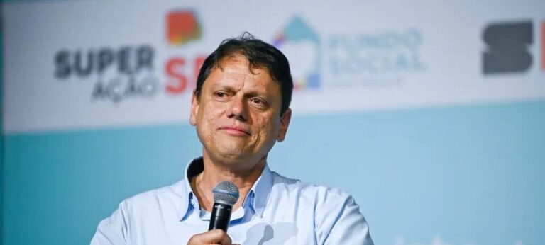 Tarcísio confirma participação na convenção estadual do PSD em São Paulo